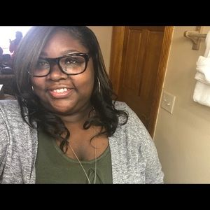 Meet your Posher, Jessica